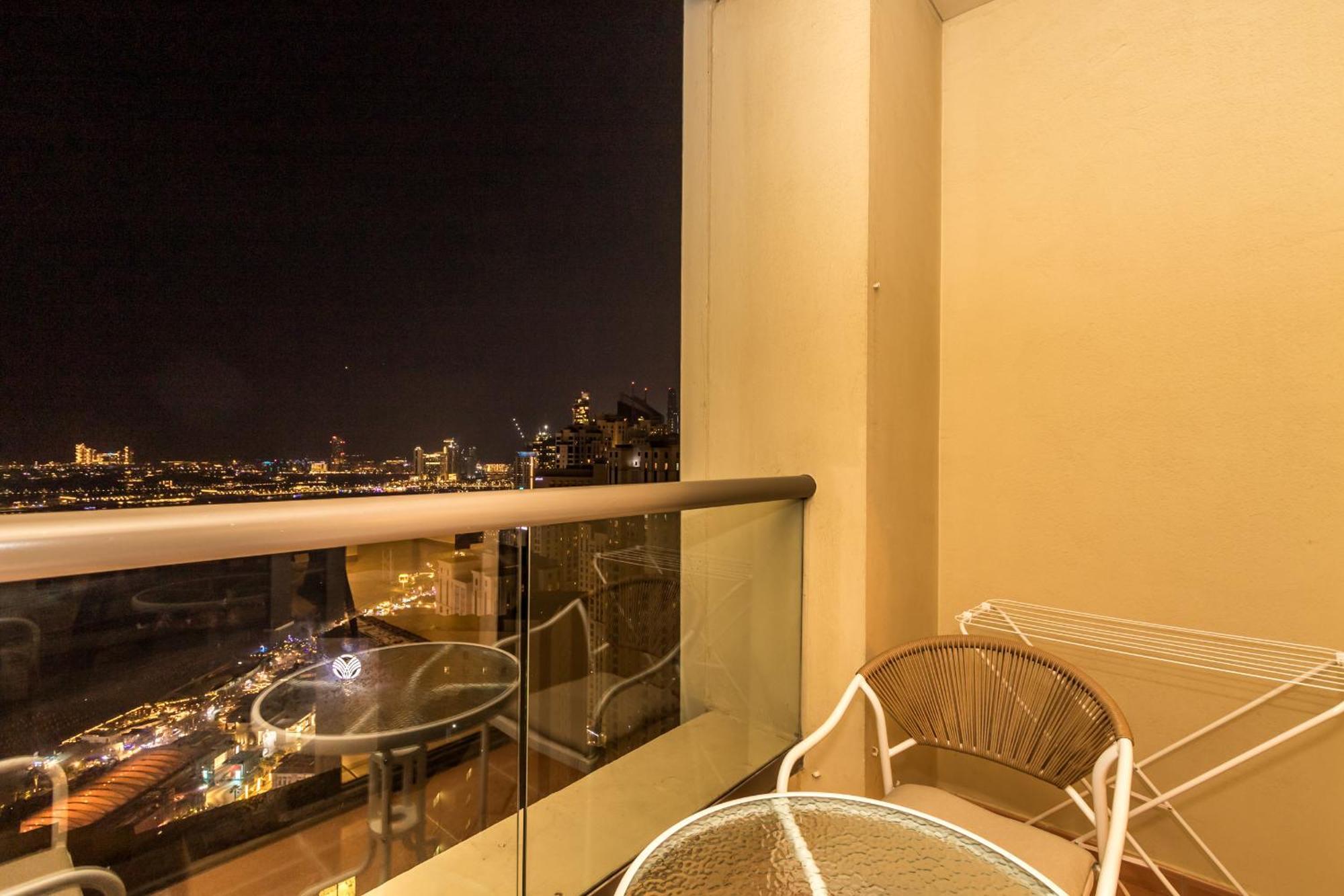 The Premium Jbr Sea View Luxury Suite Awarded "Traveller Award 2025" Dubai Buitenkant foto