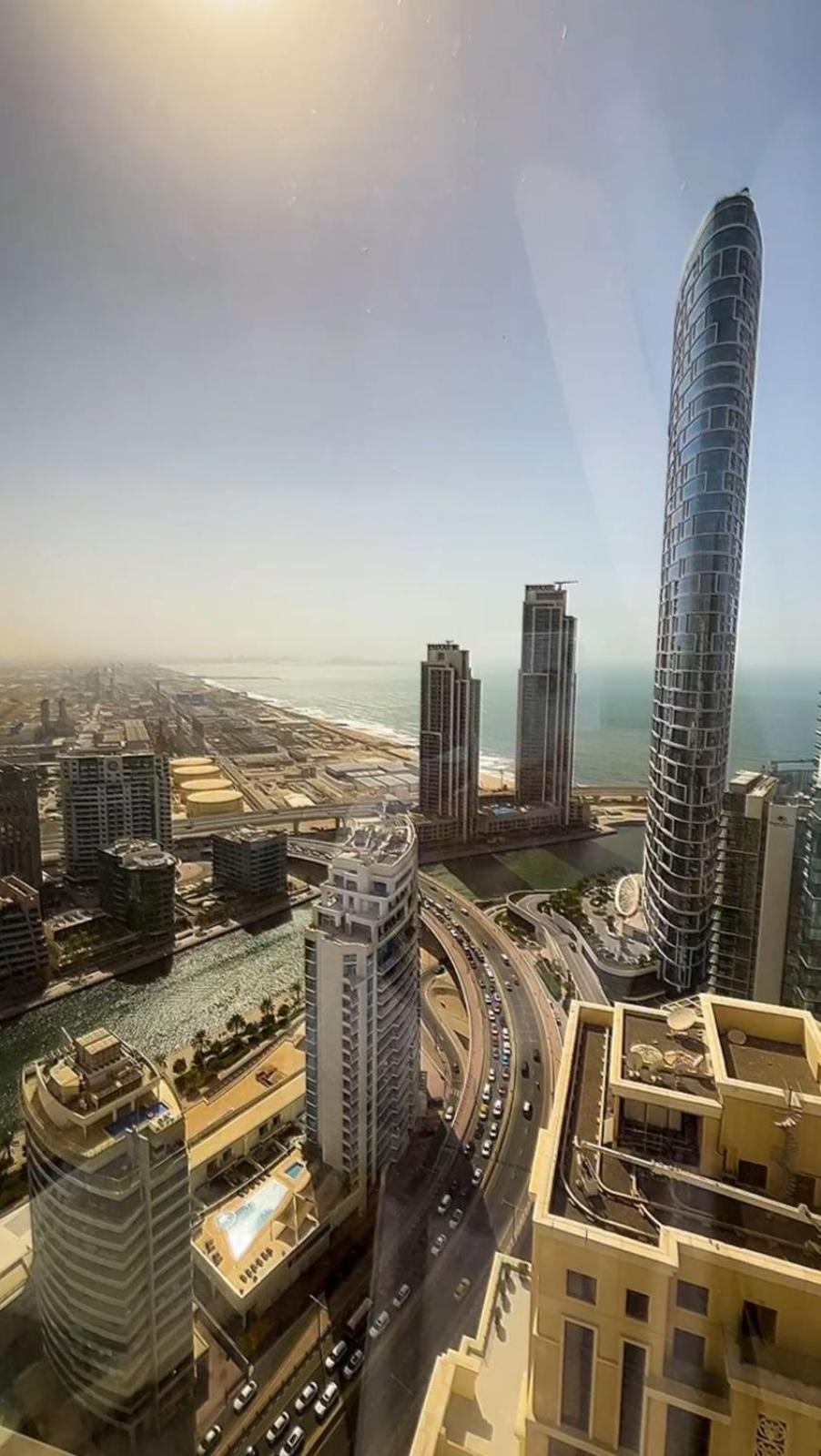 The Premium Jbr Sea View Luxury Suite Awarded "Traveller Award 2025" Dubai Buitenkant foto